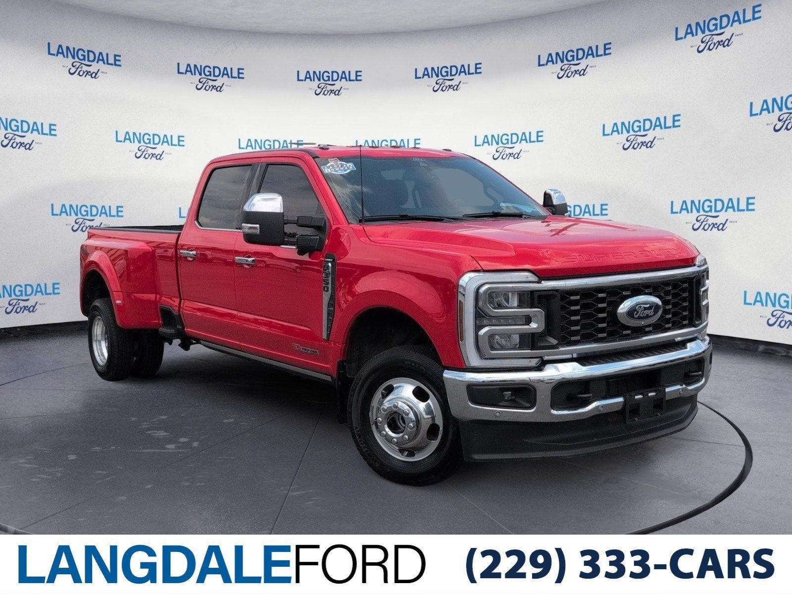Used 2025 Race Red Ford Lariat image 1