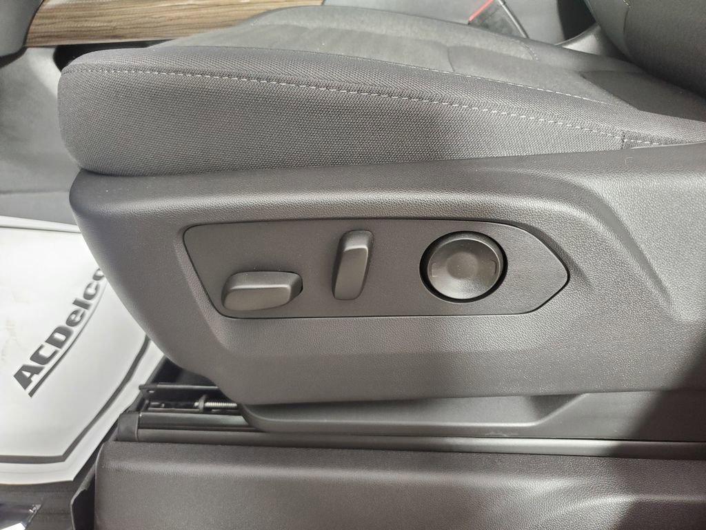 2026 Chevrolet Silverado 1500 LT - Photo 11