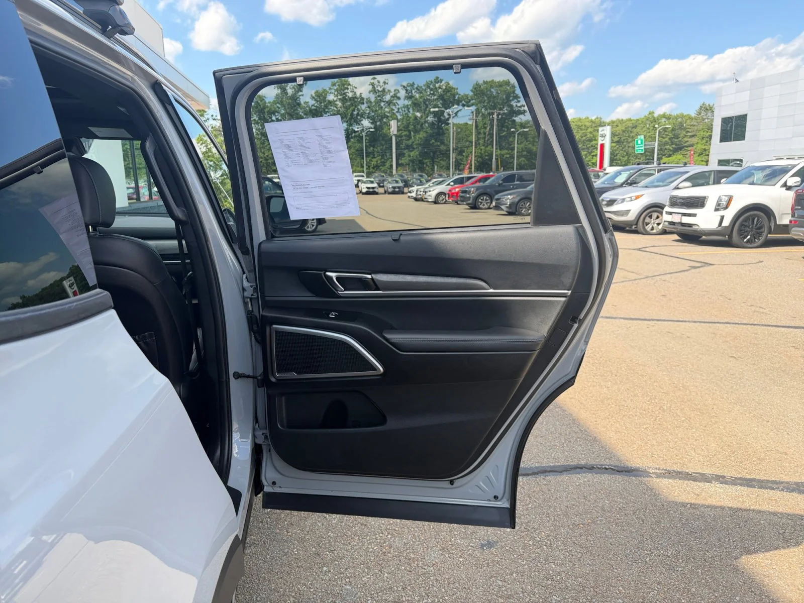 Used 2024 Wolf Gray Kia EX X-Line image 37