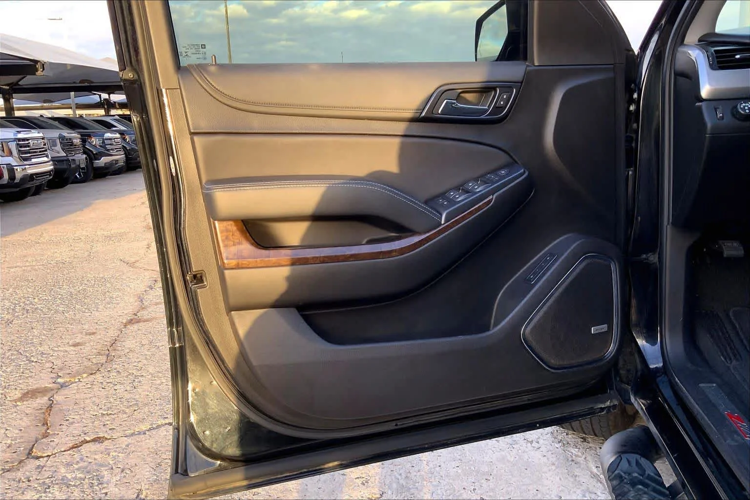 Used 2020 BLACK Chevrolet LT image 21