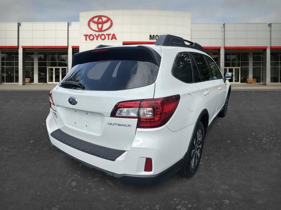 Used 2015 Crystal White Pearl Subaru 2.5i Limited image 5