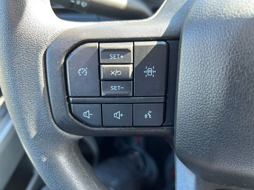 Used 2023 Blue Ford XLT image 16
