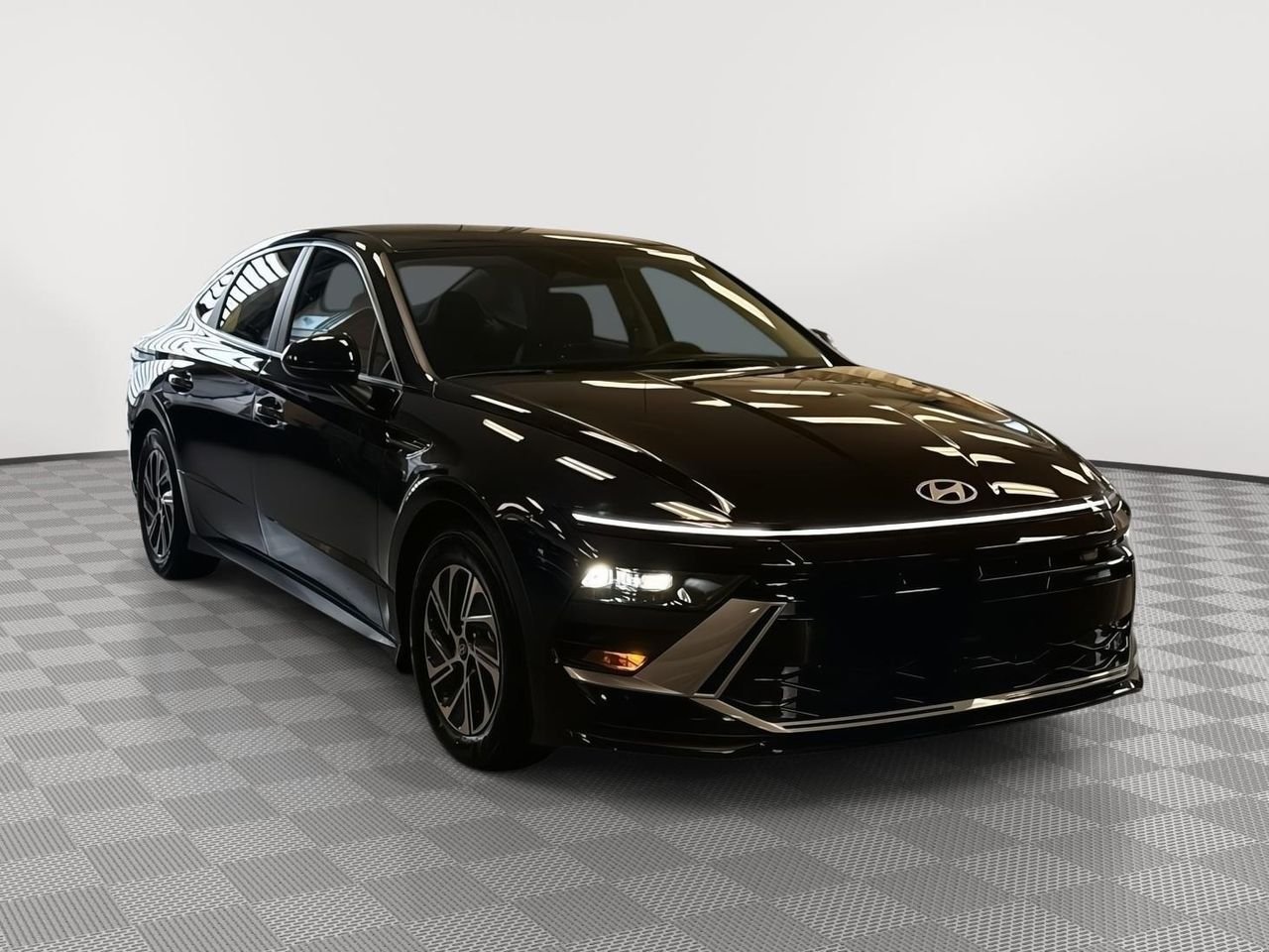 New 2026 Carbon Blue Hyundai Blue image 32