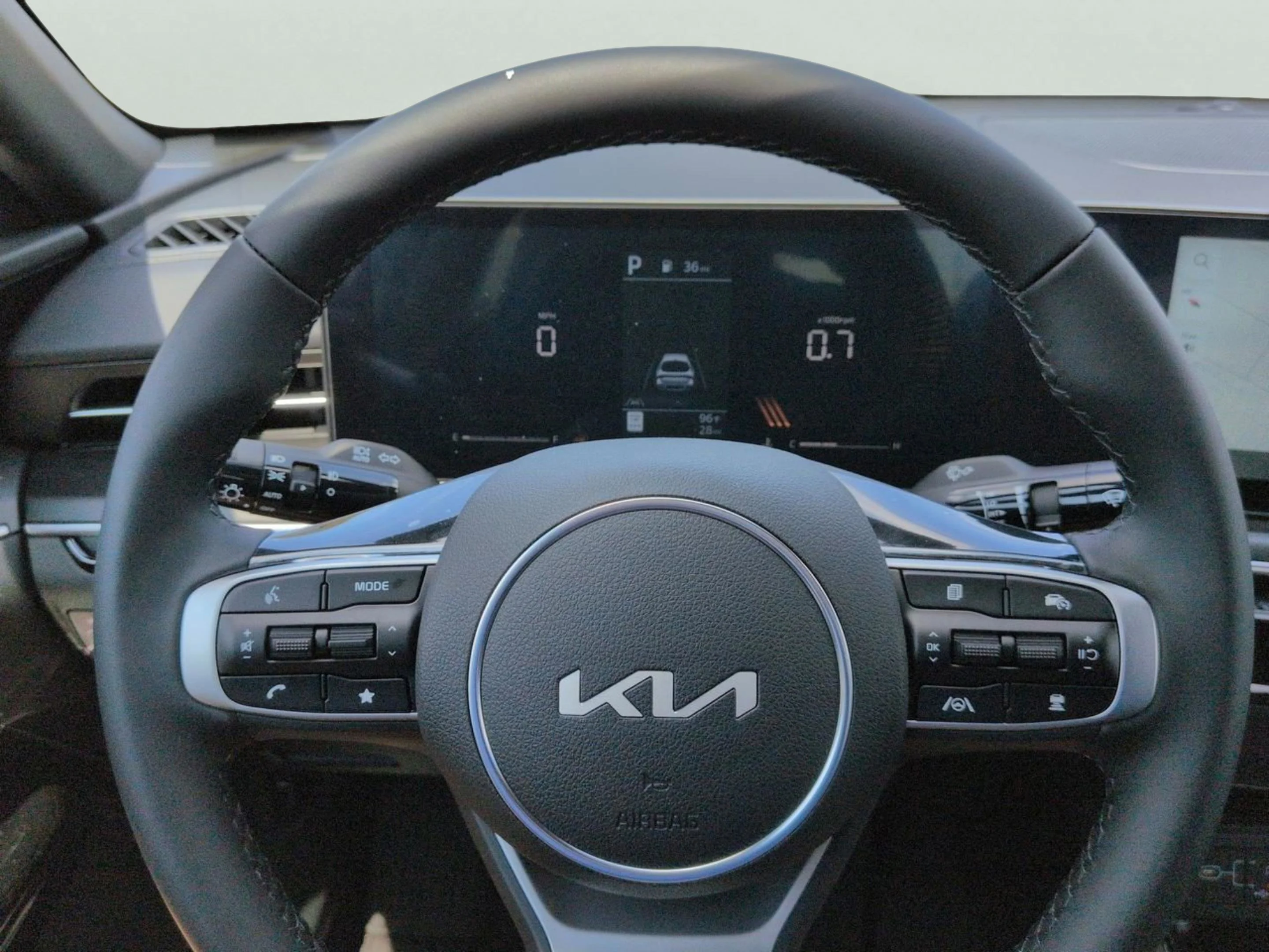 New 2026 Snow White Pearl Kia GT-Line image 27