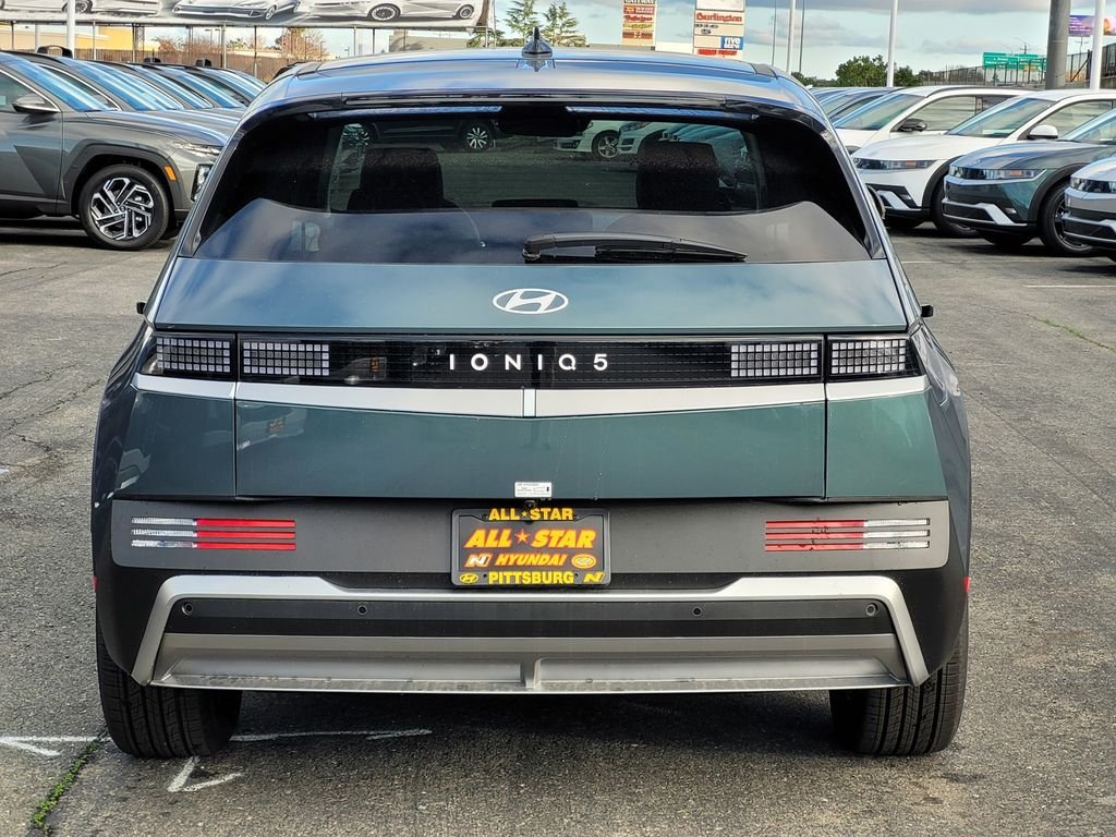 New 2026 Green Hyundai SEL image 4