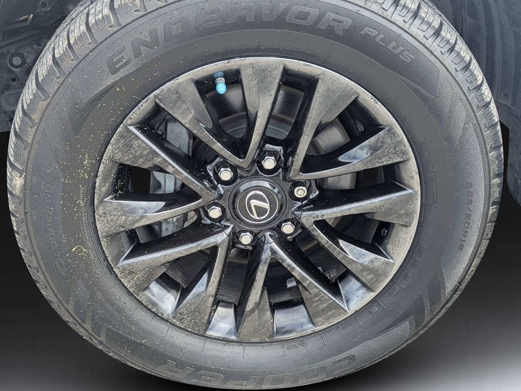 Used 2018 Gray Lexus 460 image 11