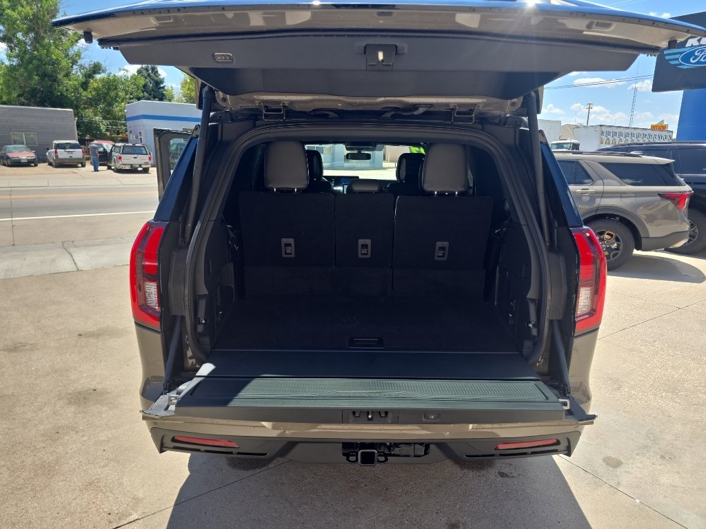 New 2027 Marsh Gray Ford Tremor® image 38