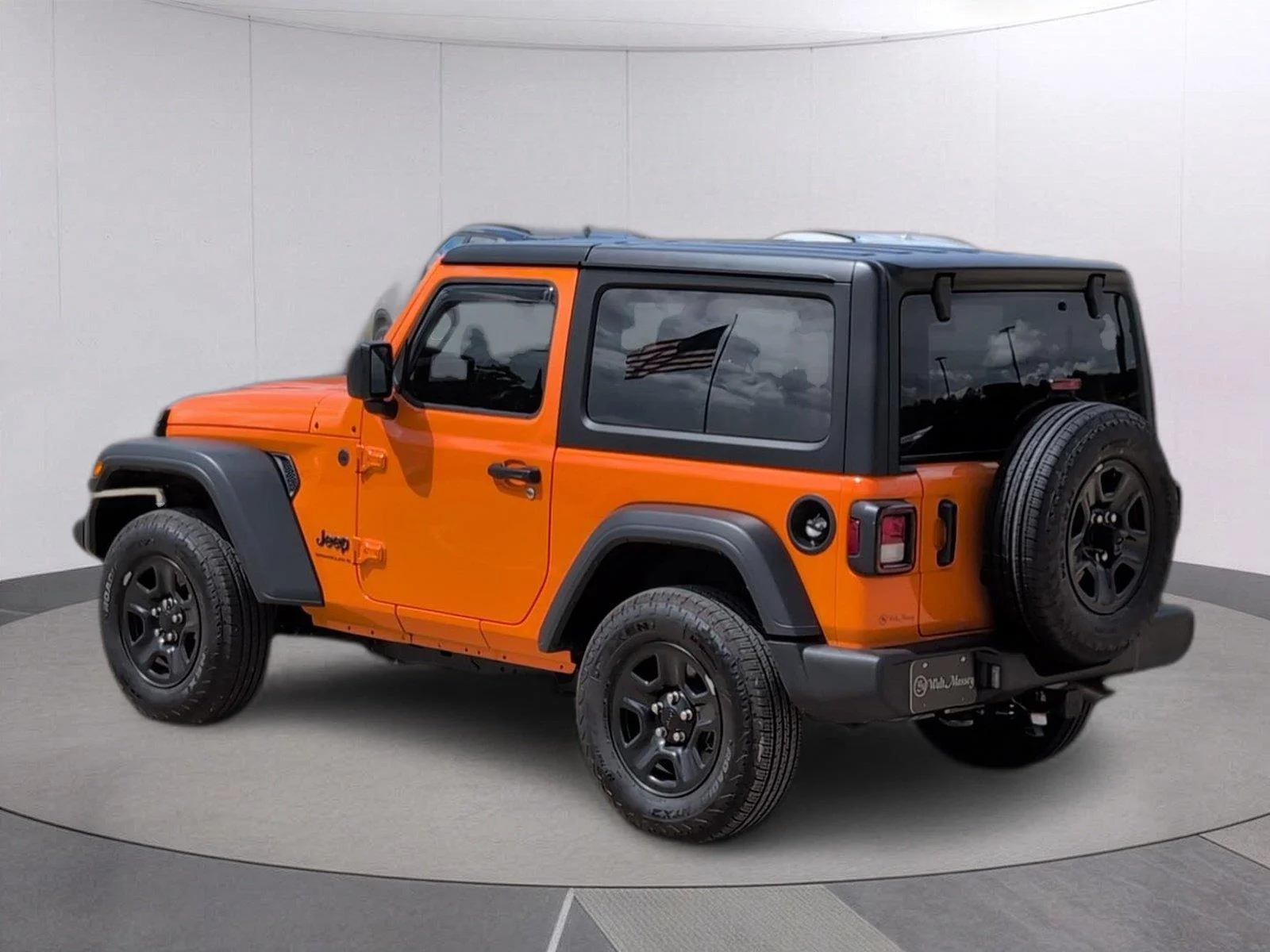 Used 2025 Joose Jeep Sport image 3