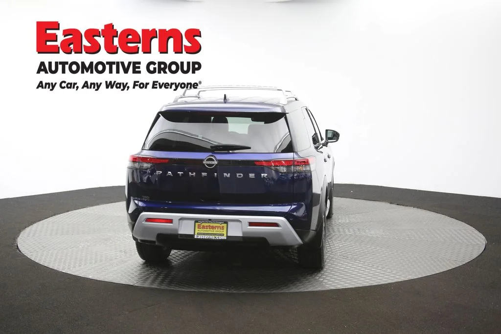 Used 2023 Blue Nissan SL image 39