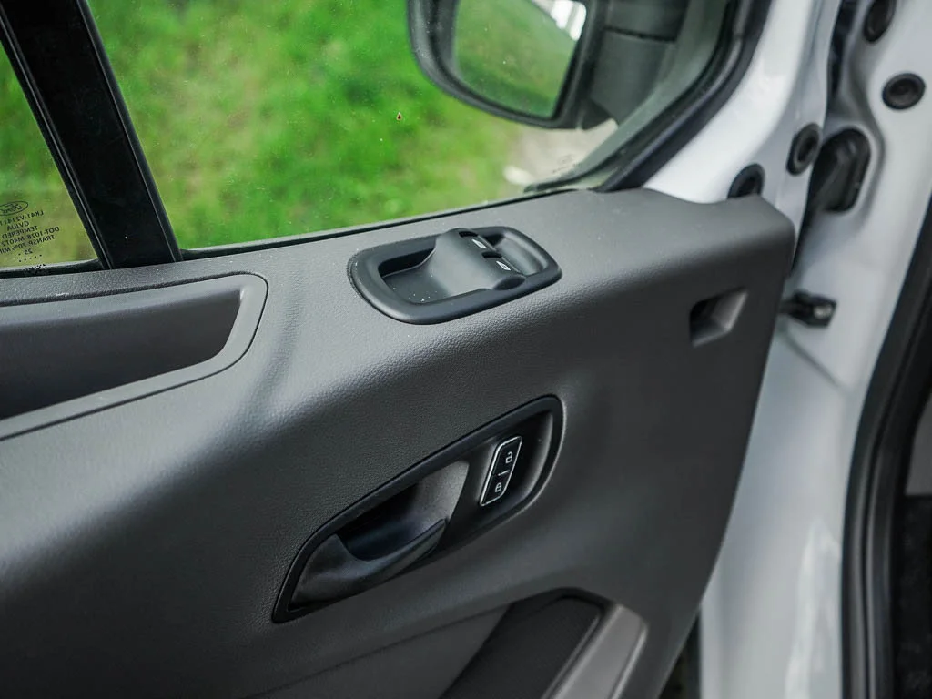 New 2026 Oxford White Ford Cargo Van image 18