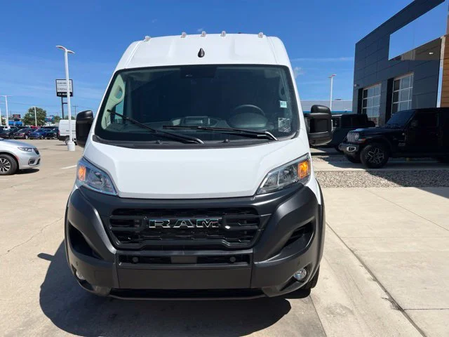 Used 2025 White Ram High Roof image 8