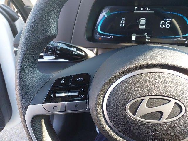 New 2026 White Hyundai SE image 21