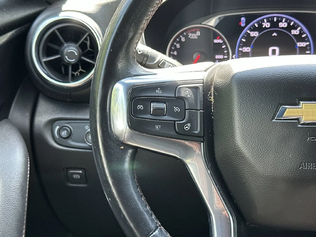Used 2022 Gray Chevrolet Premier image 12