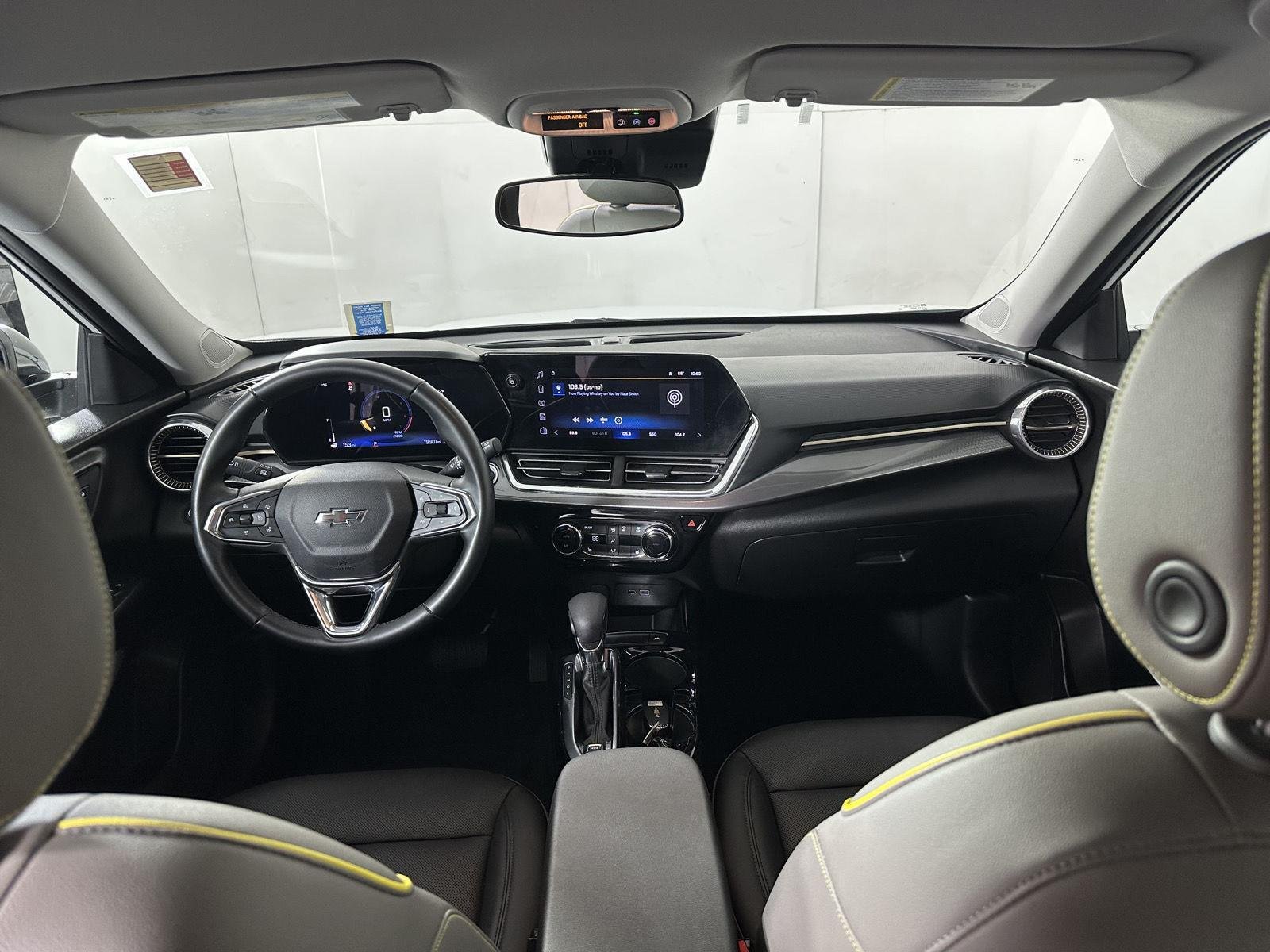 Used 2024 Summit White Chevrolet ACTIV image 35