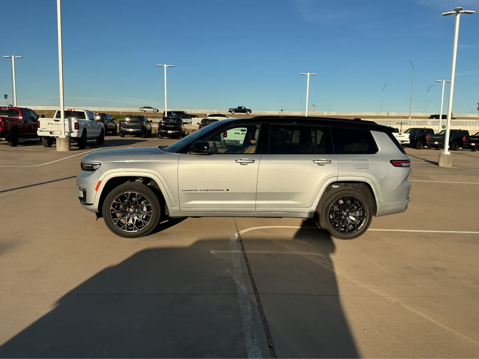 2025 Jeep Grand Cherokee L Summit Reserve - Photo 10