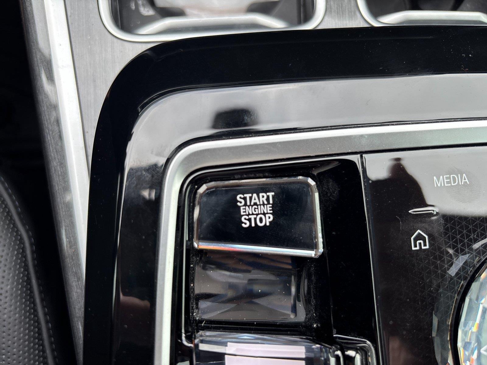Used 2024 Black Sapphire Metallic BMW 740i image 22