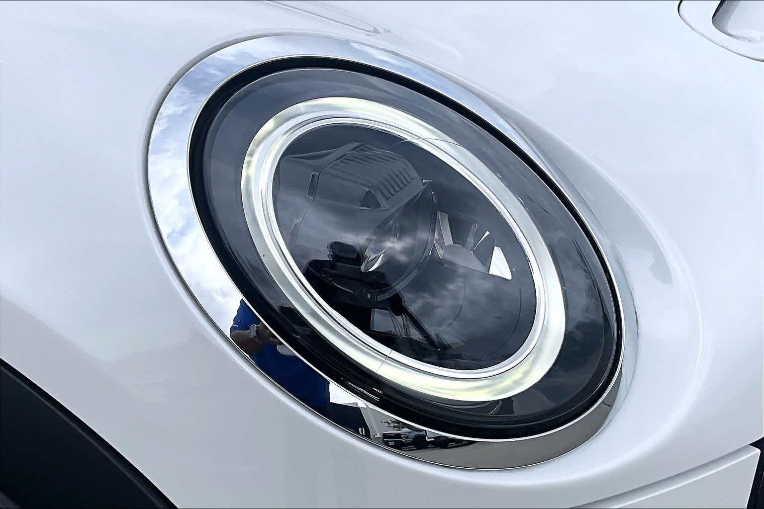 Used 2024 Nanuq White Metallic MINI Cooper S image 27