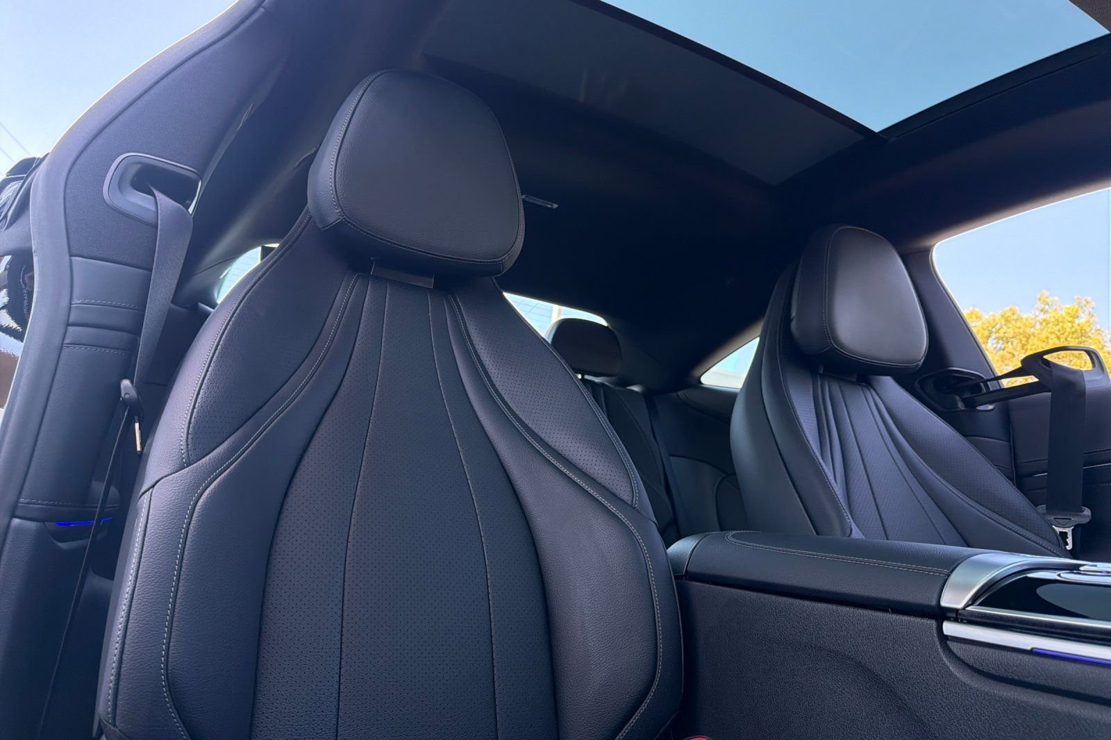 New 2026 Obsidian Black Metallic Mercedes-Benz CLE 450 image 3
