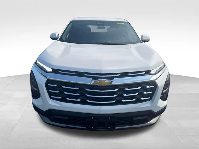 2027 Chevrolet Equinox LT - Photo 9