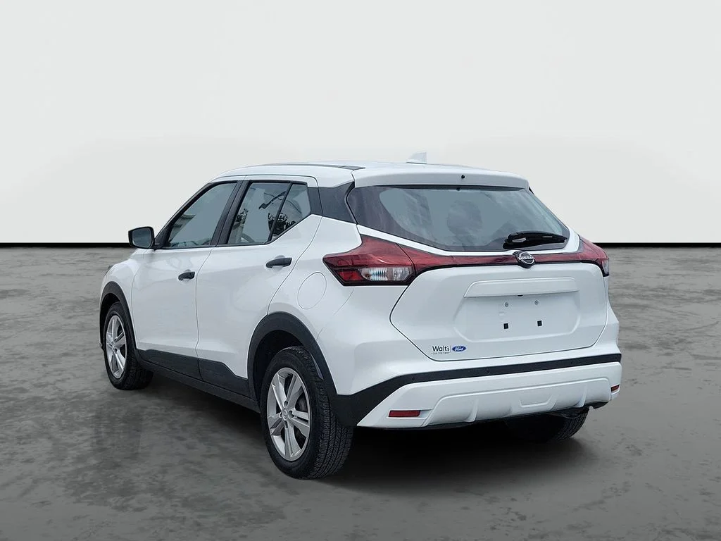 Used 2024 White Nissan S image 3
