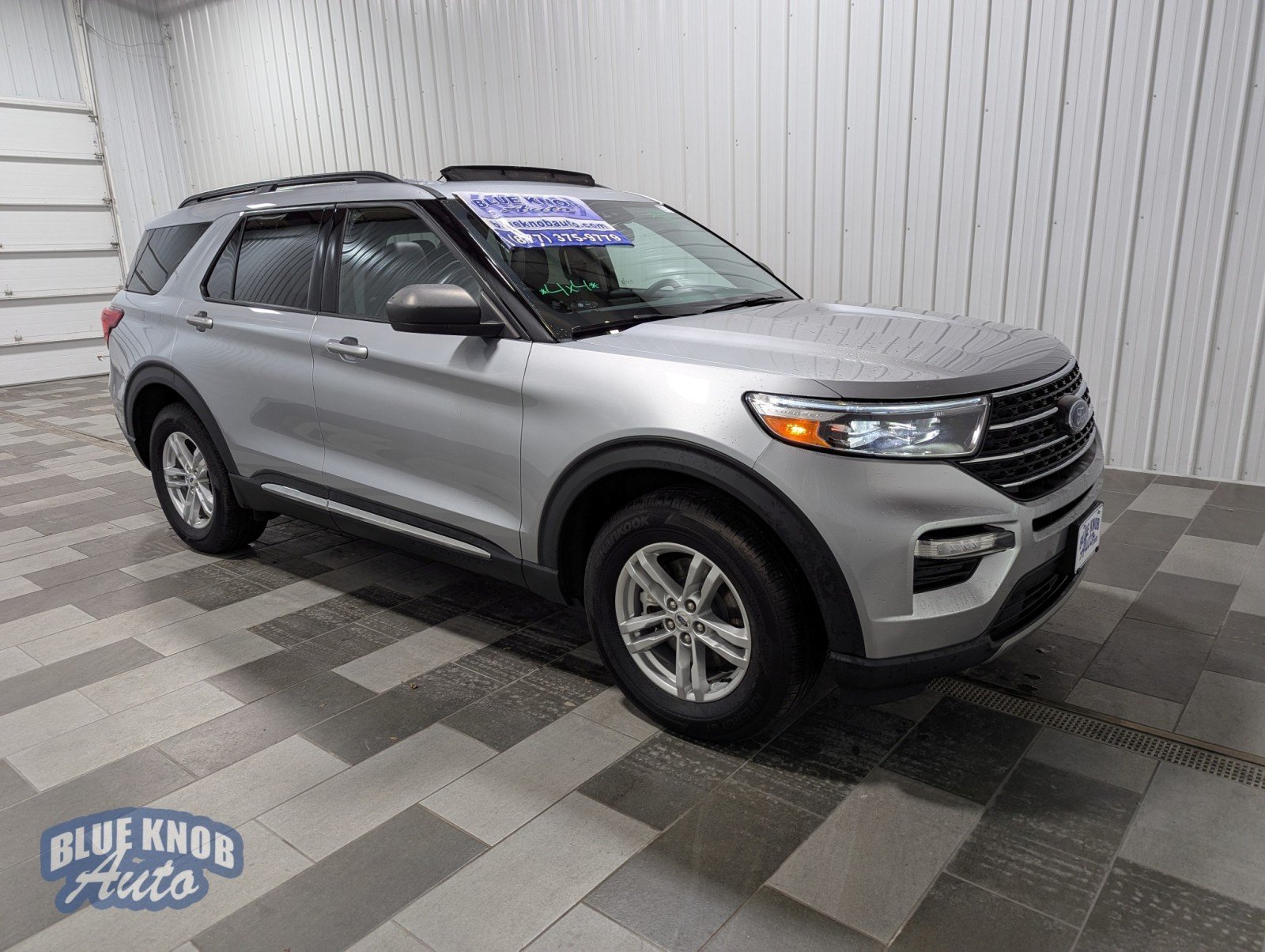 2022 Ford Explorer XLT photo 4