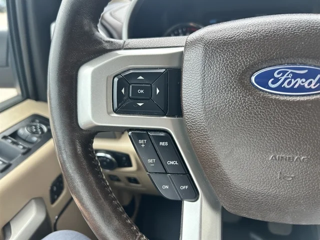 Used 2020 Red FORD LARIAT image 23