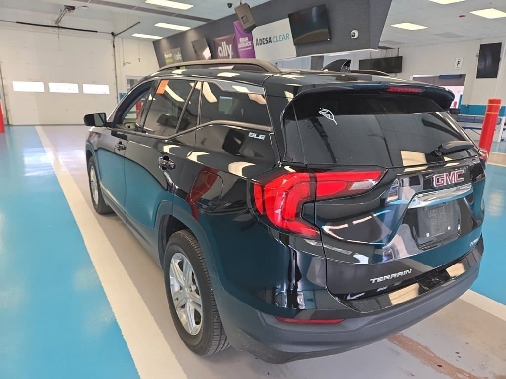Used 2020 Black GMC SLE image 2