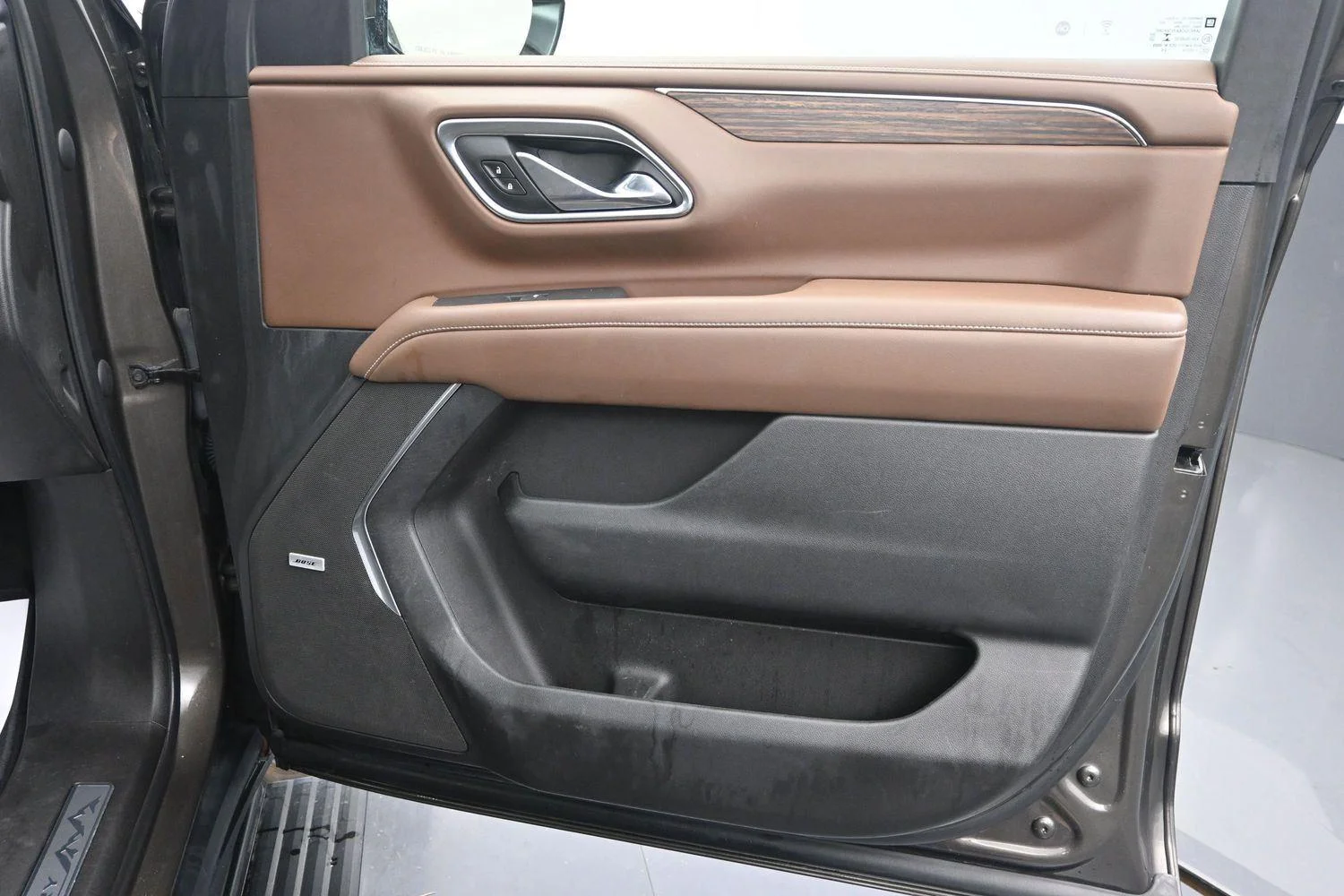 Used 2021 Graywood Metallic Chevrolet High Country image 10