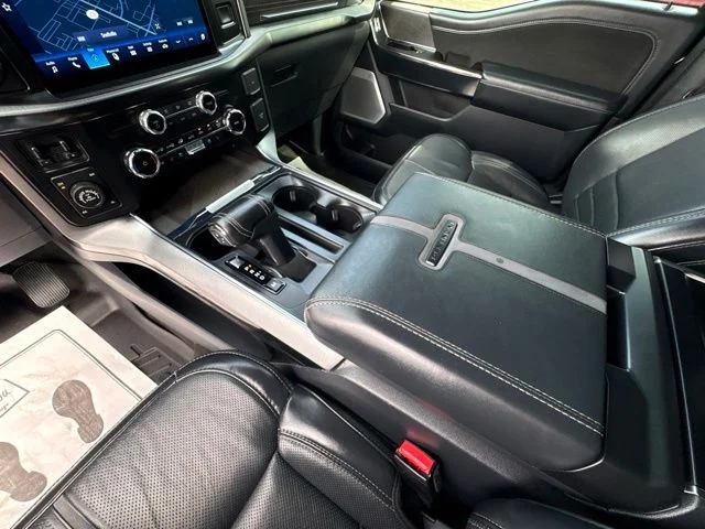 Used 2022 Black Ford Platinum image 18