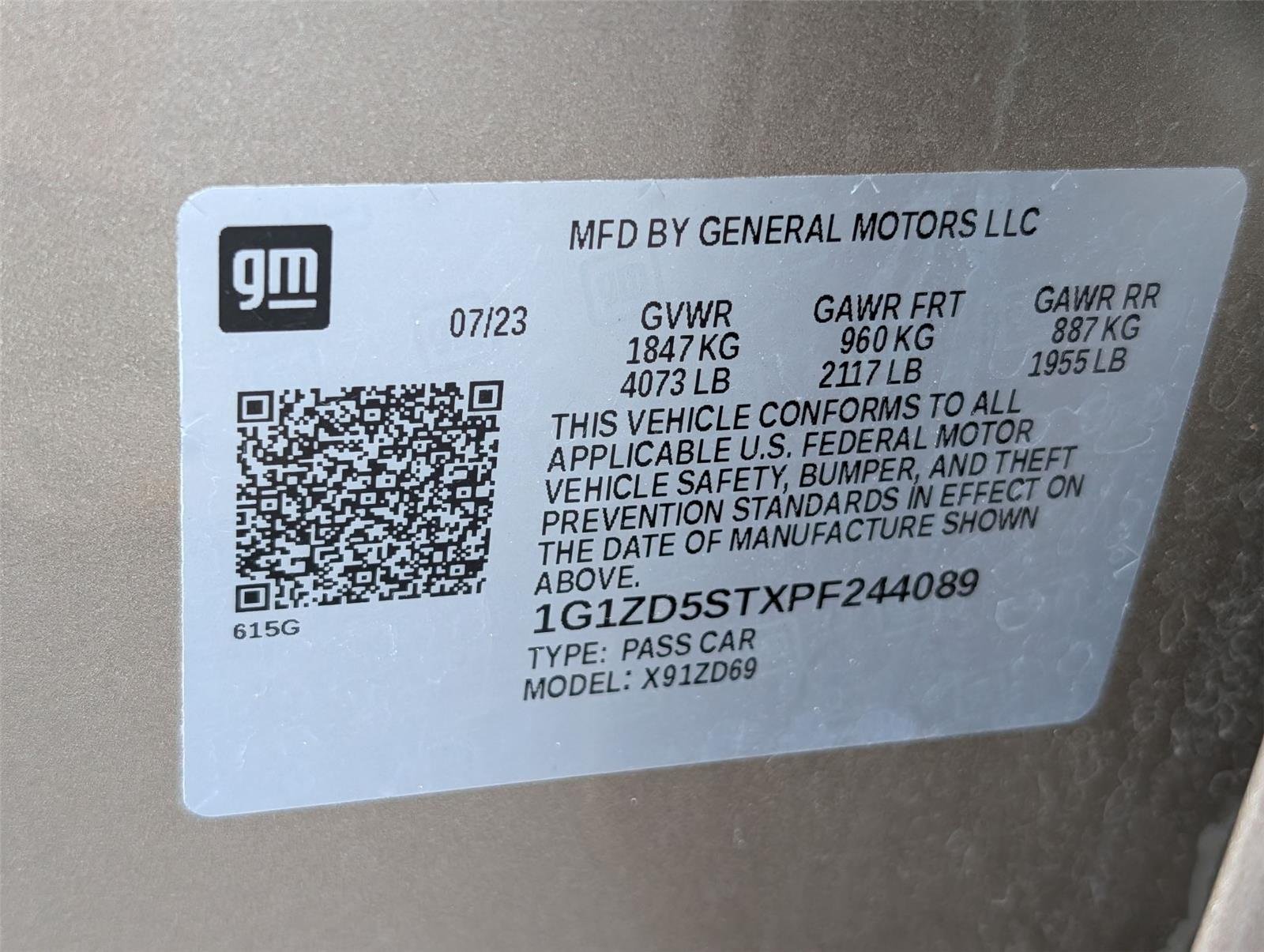 Used 2023 Mineral Gray Metallic Chevrolet LT image 37