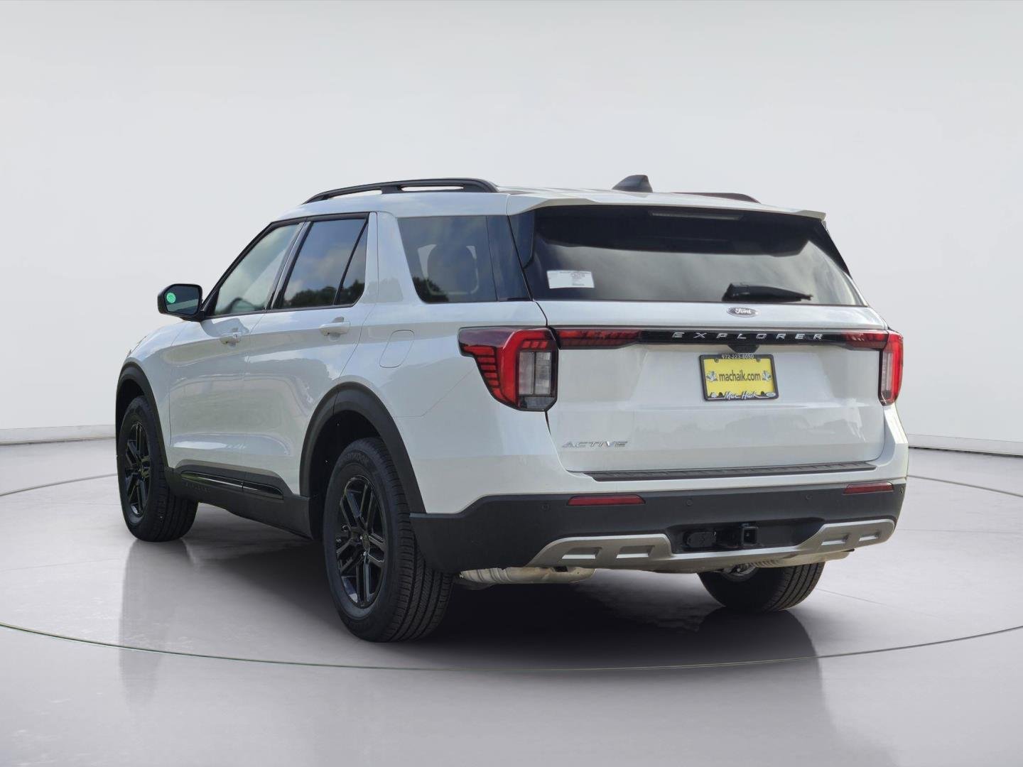 New 2026 Star White Metallic Tri-Coat Ford Active image 3