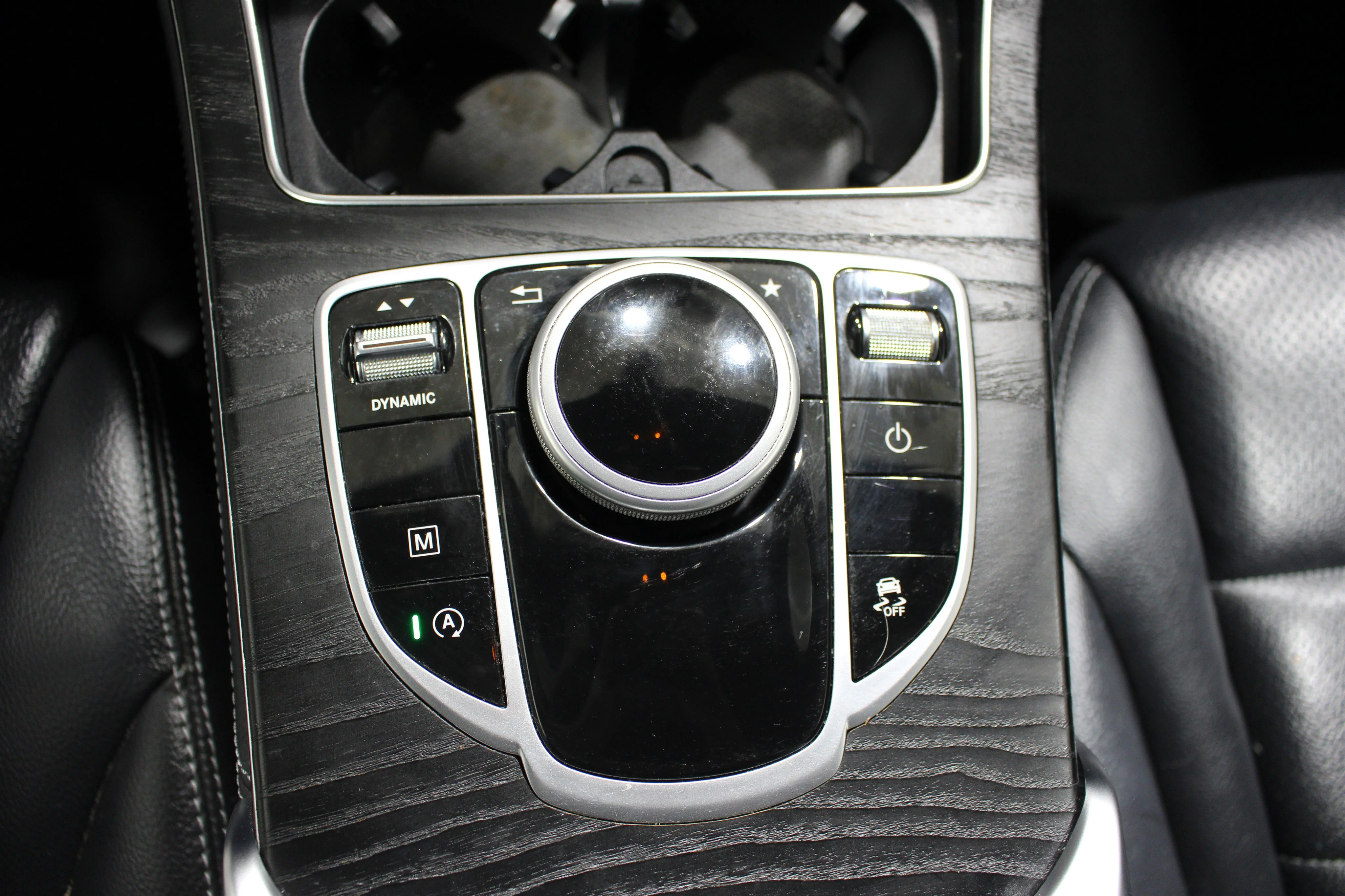 Used 2019 Polar White Mercedes-Benz GLC 300 image 19
