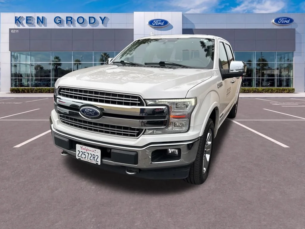 Used 2018 White Ford Lariat image 15