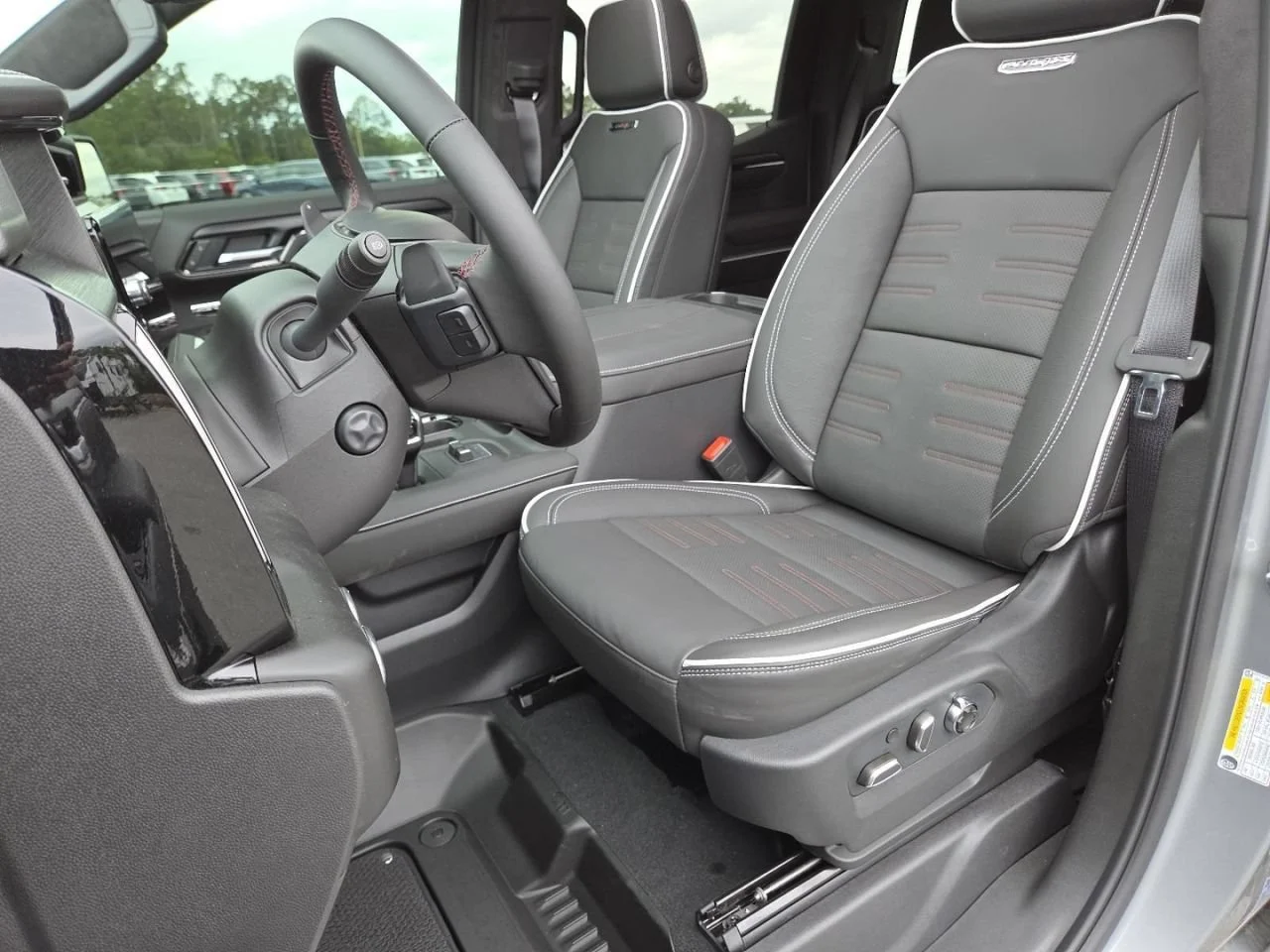 New 2026 Sterling Metallic GMC AT4X image 31