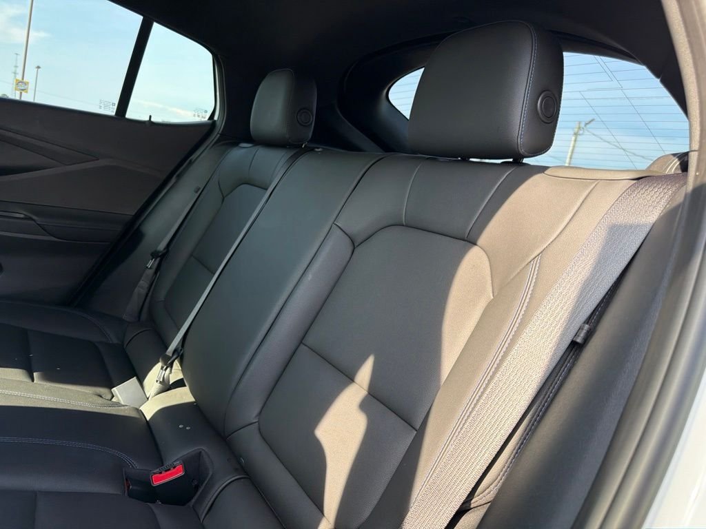 Used 2024 White Buick Sport Touring image 14