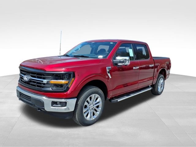 New 2026 Ruby Red Metallic Tinted Clearcoat Ford XLT image 2
