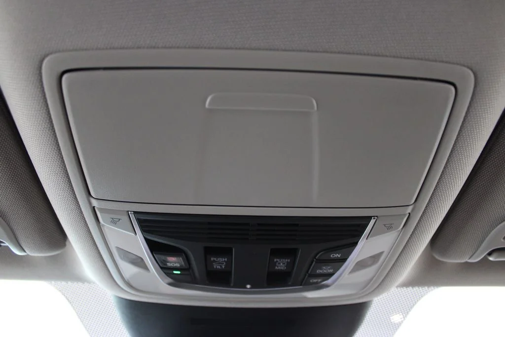 New 2026 Liquid Carbon Metallic Acura Technology Package image 33