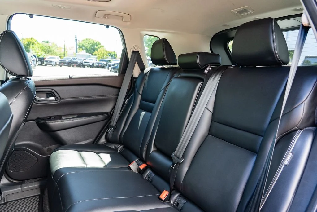 Used 2023 Gray Nissan SL image 25