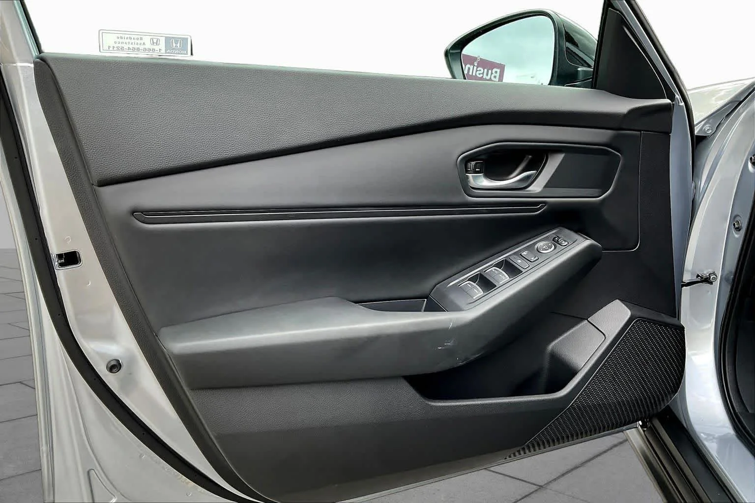 New 2026 Solar Silver Metallic Honda SE image 10
