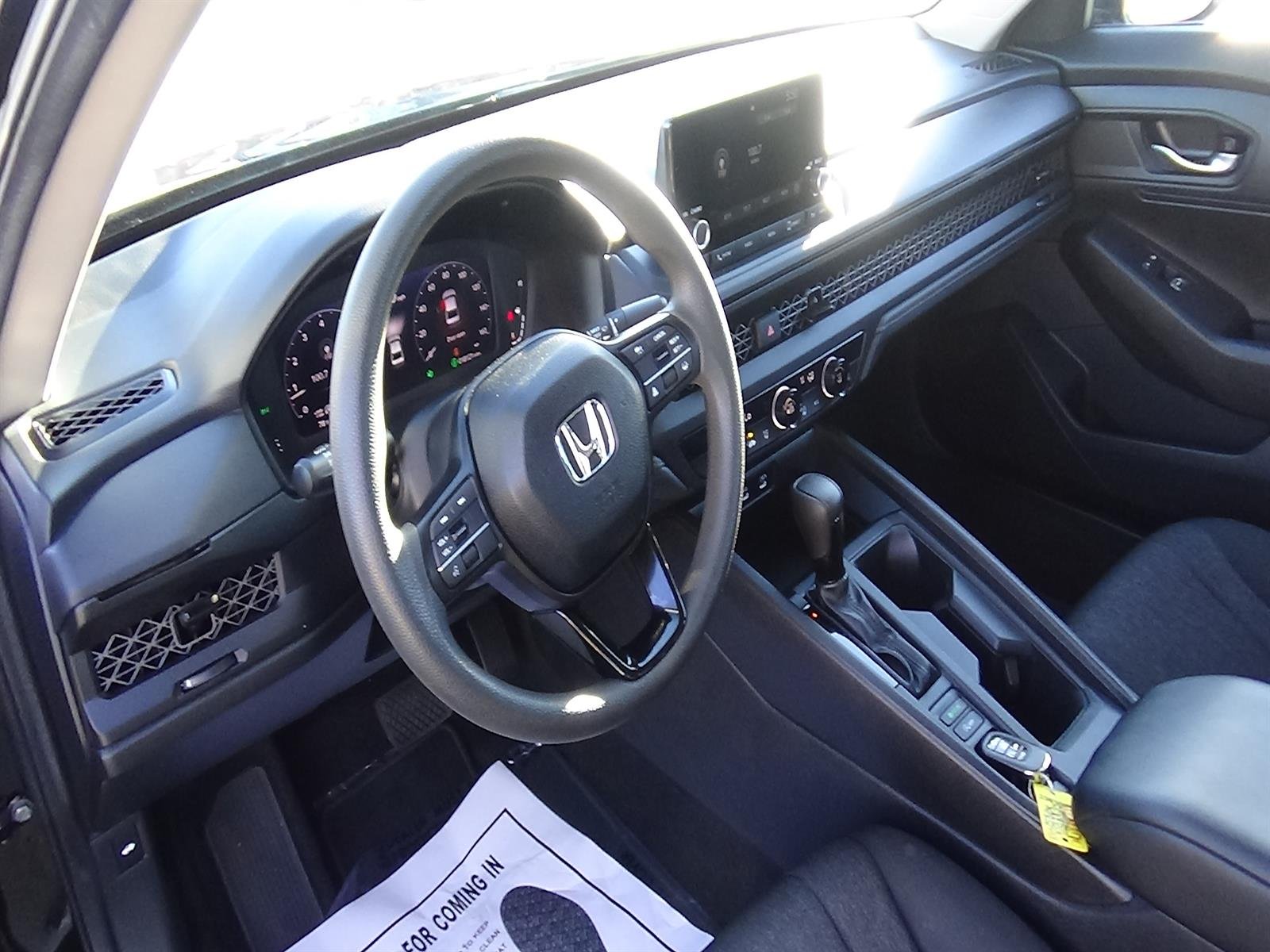 Used 2025 Crystal Black Pearl (bk) Honda LX image 15
