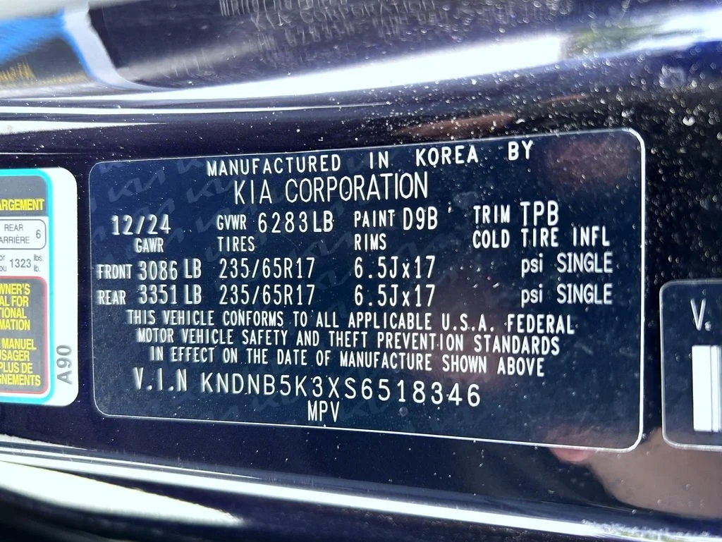 Used 2025 Blue Kia LXS image 26