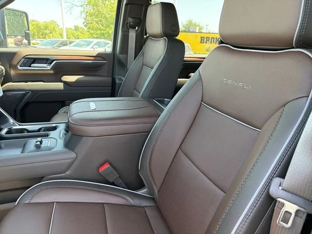 2026 GMC Sierra 2500HD Denali - Photo 19