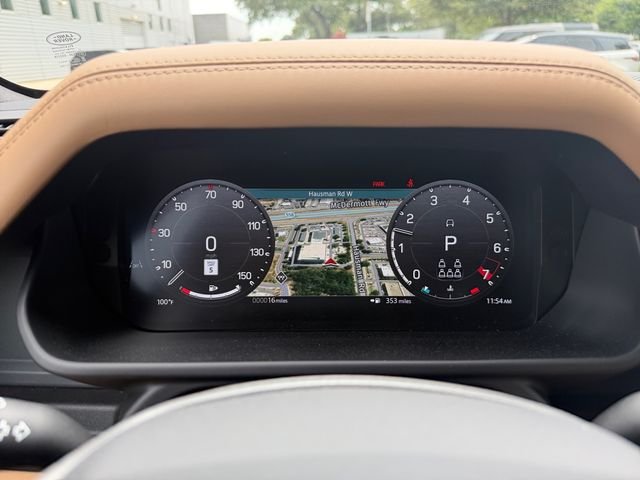 New 2026 Fuji White Land Rover X-Dynamic SE image 14