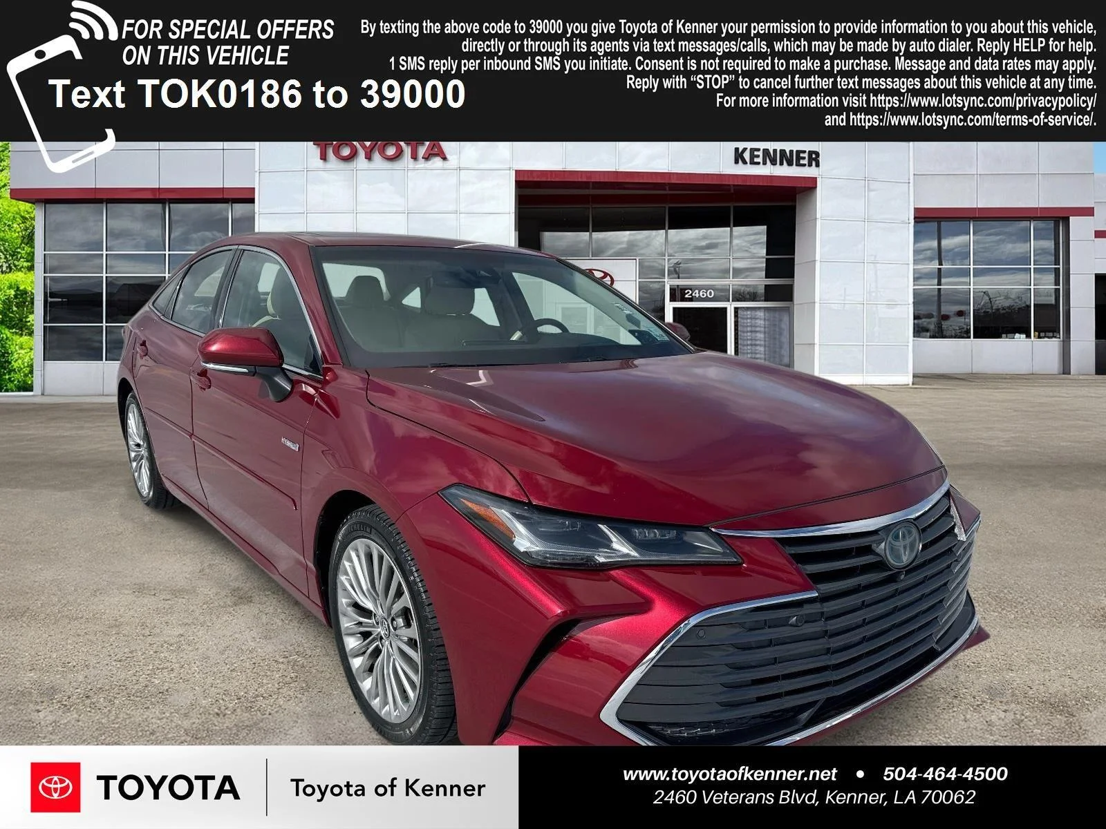 2019 Toyota Avalon Limited Hybrid's photo