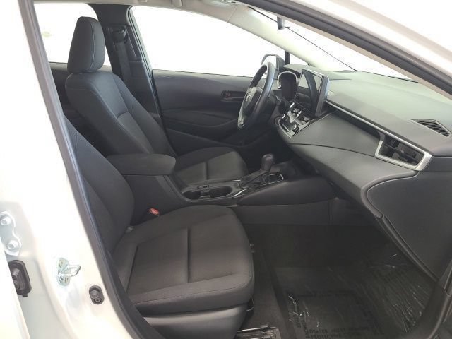 Used 2024 Ice Cap Toyota LE image 8