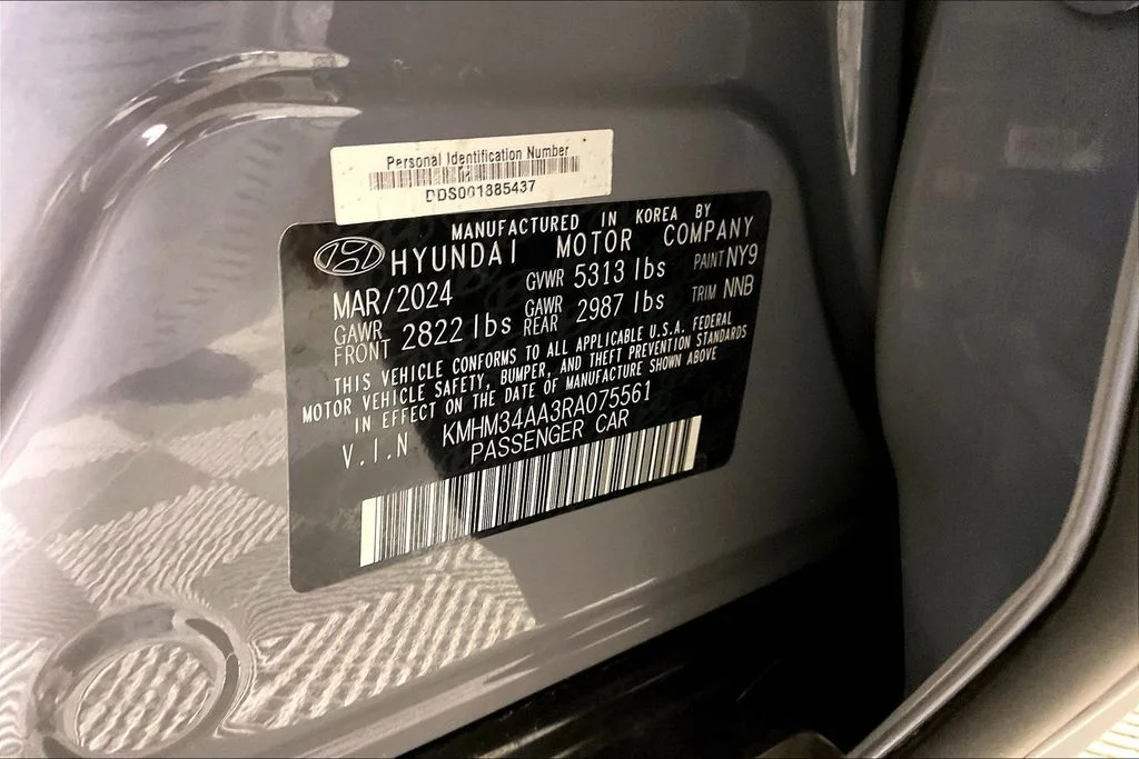 Used 2024 Blue Hyundai SEL image 33