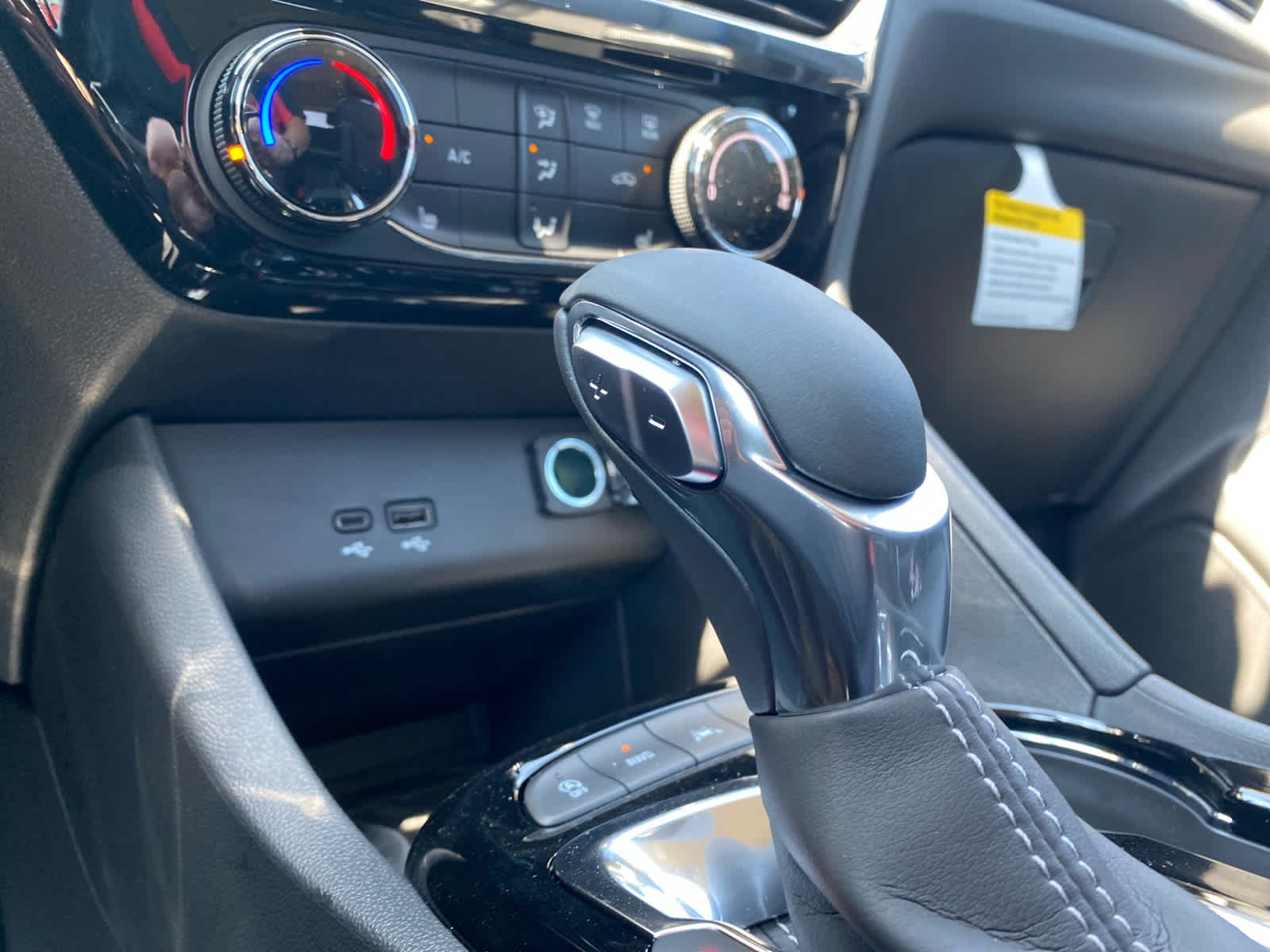 2026 Buick Encore GX Sport Touring - Photo 17