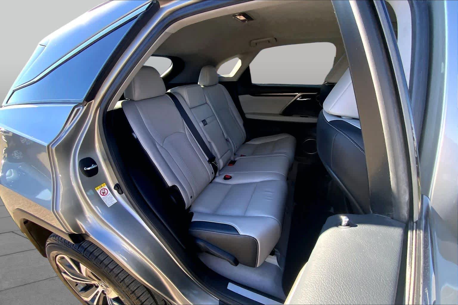 Certified Used 2018 Atomic Silver Lexus  image 20