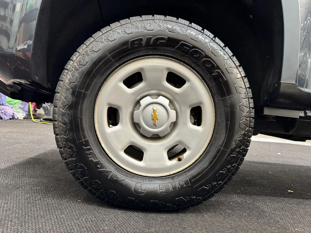 Used 2019 Gray Chevrolet Work Truck image 12