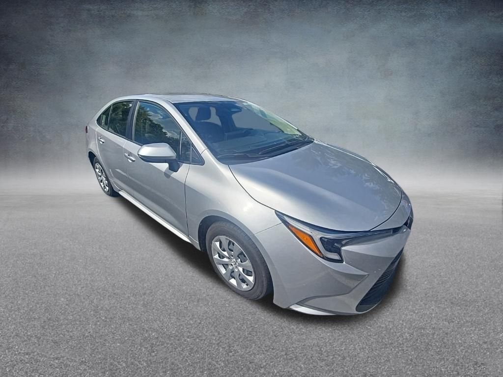 Used 2025 Classic Silver Metallic Toyota LE image 9